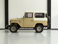1982 Toyota Land Cruiser FJ40 356859 Beige